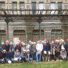 Foto de familia junto a la estación de Canfrnac de un encuentro de alumnos españoles y franceses